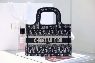 Dior Dior