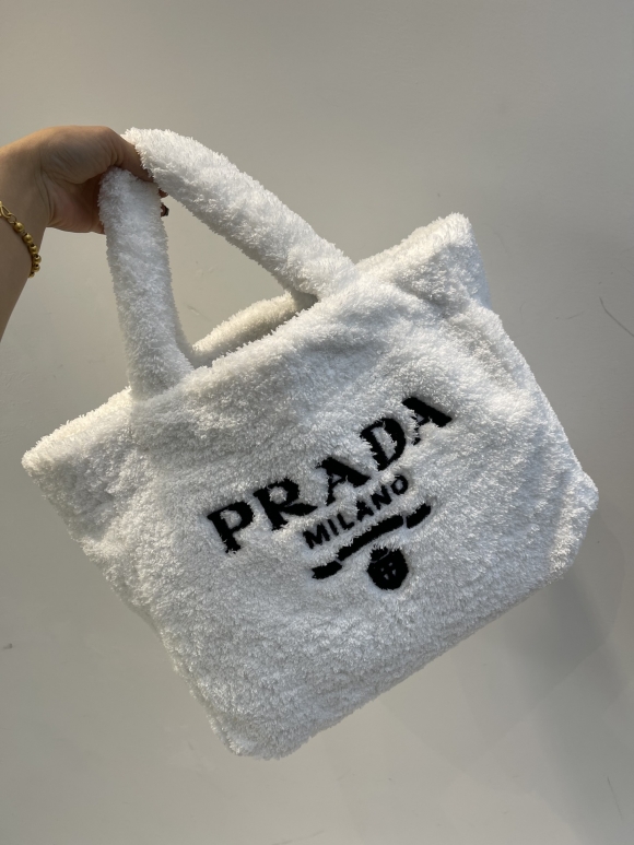 Prada Prada