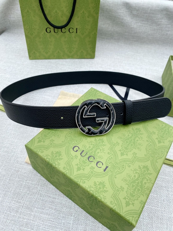 Gucci belts Gucci belts