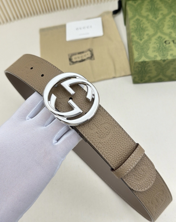 Gucci belts Gucci belts