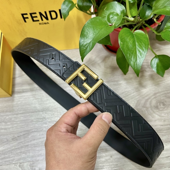 Fendi-Belts