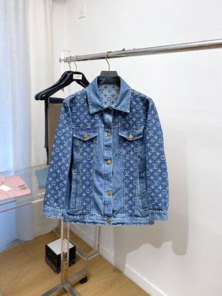 Coats & Jackets Coats & Jackets