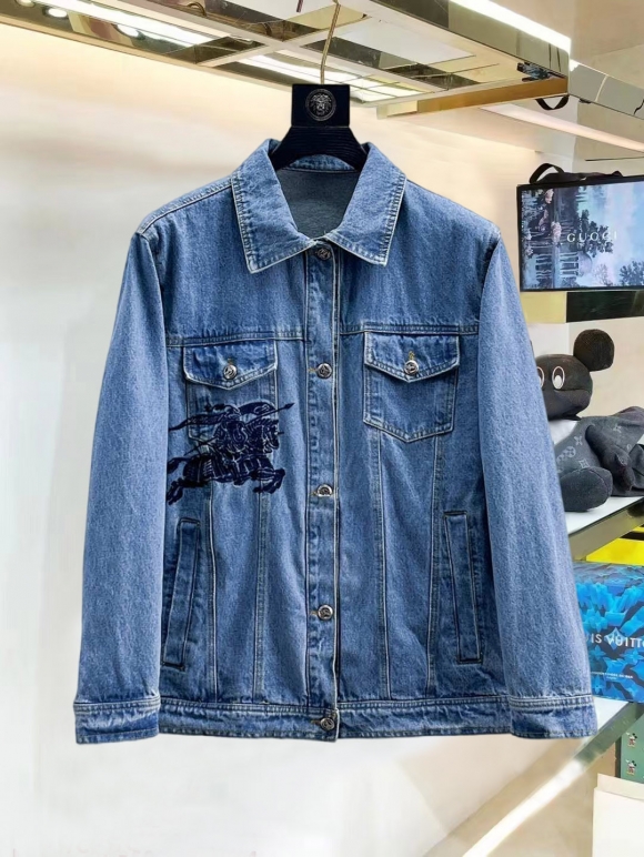 Coats & Jackets Coats & Jackets