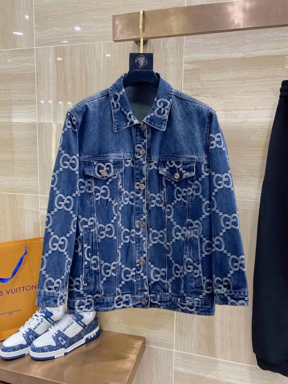 Coats & Jackets Coats & Jackets