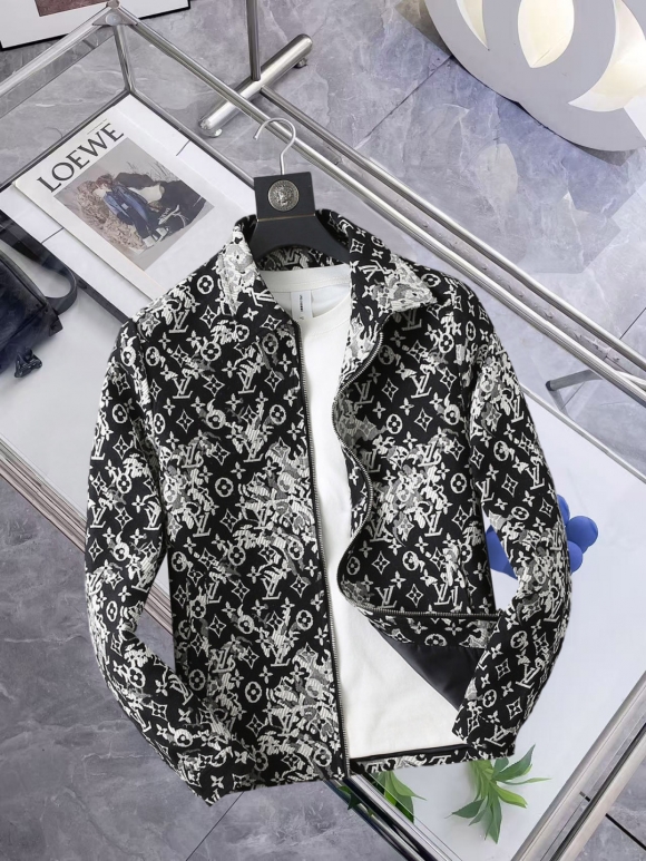 Coats & Jackets Coats & Jackets