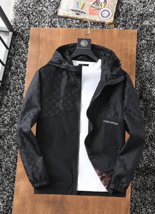 Hoodies & Sweatshirts Hoodies & Sweatshirts