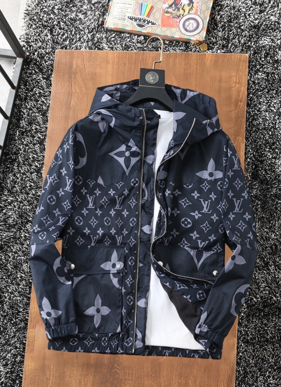 Hoodies & Sweatshirts Hoodies & Sweatshirts