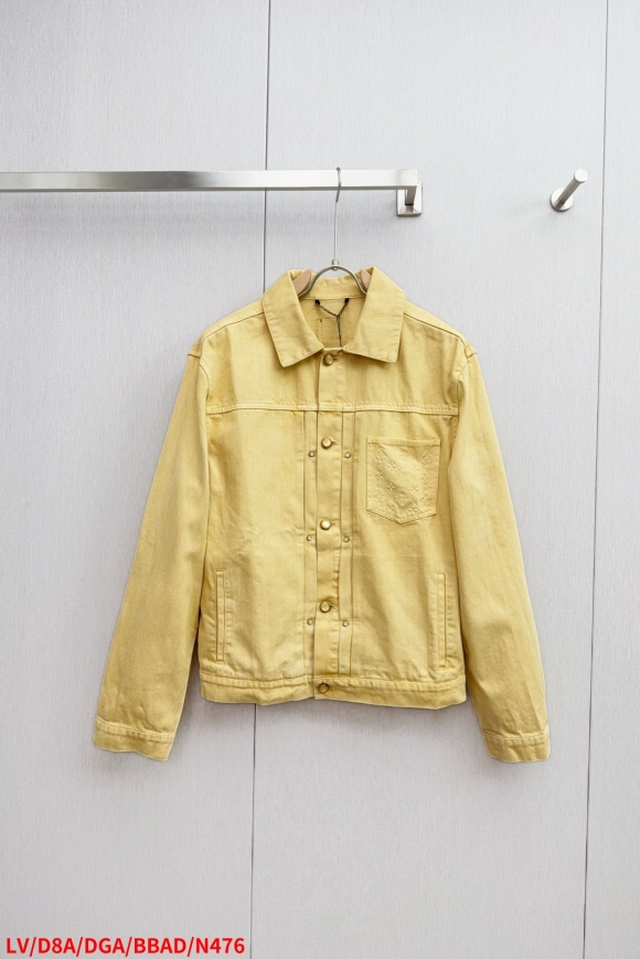 Coats & Jackets Coats & Jackets