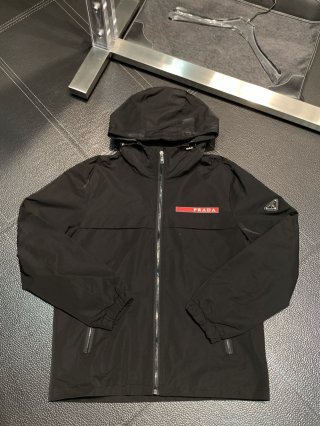 Hoodies & Sweatshirts Hoodies & Sweatshirts