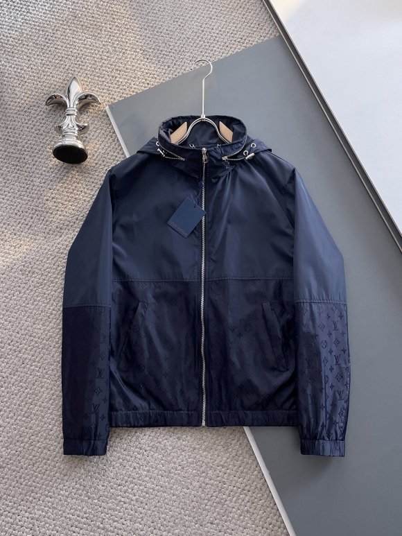 Hoodies & Sweatshirts Hoodies & Sweatshirts