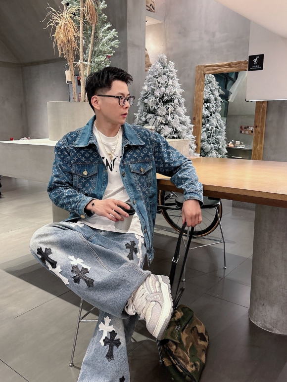 Coats & Jackets Coats & Jackets