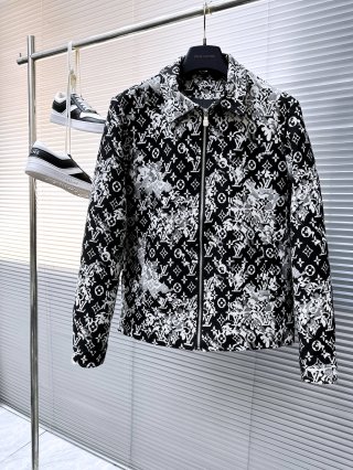 Coats & Jackets Coats & Jackets