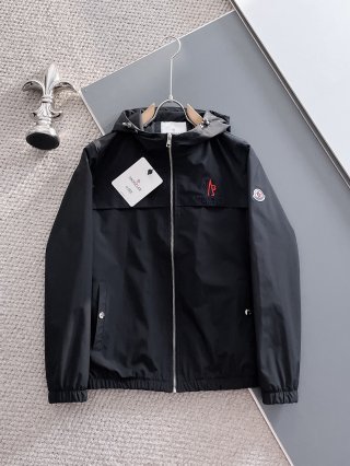 Hoodies & Sweatshirts Hoodies & Sweatshirts