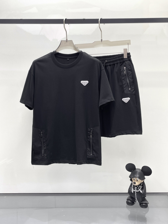 Leisure suit Leisure suit