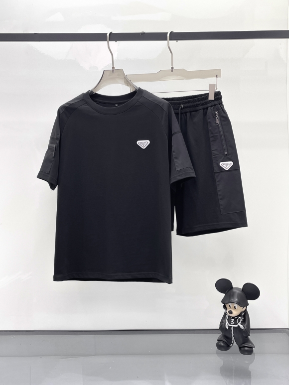 Leisure suit Leisure suit