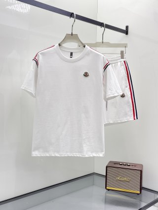 Leisure suit Leisure suit