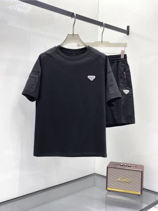 Leisure suit Leisure suit