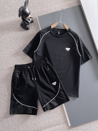 Leisure suit Leisure suit