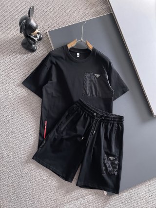 Leisure suit Leisure suit