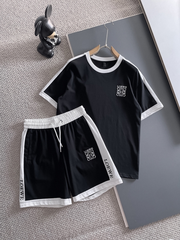 Leisure suit Leisure suit