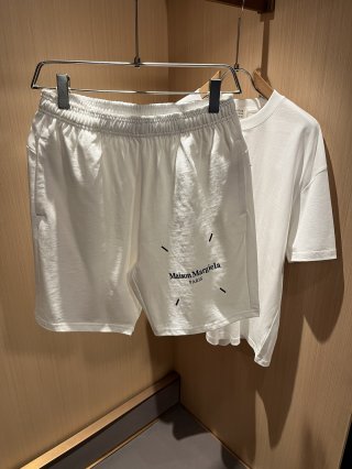 Leisure suit Leisure suit