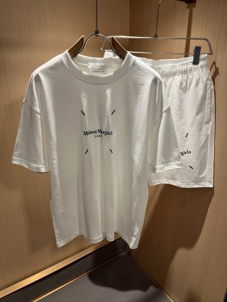 Leisure suit Leisure suit