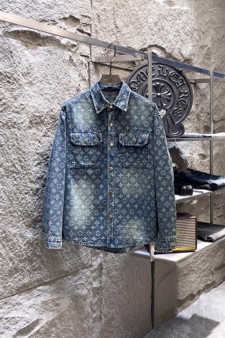 Coats & Jackets Coats & Jackets