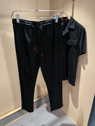 Leisure suit Leisure suit