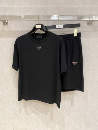 Leisure suit Leisure suit