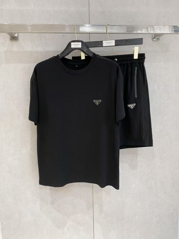 Leisure suit Leisure suit