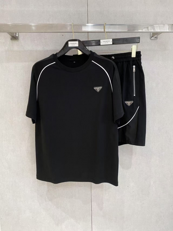 Leisure suit Leisure suit