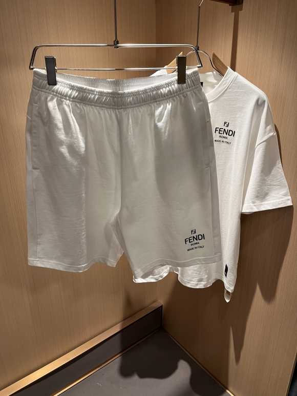 Leisure suit Leisure suit