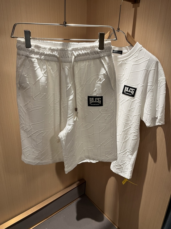 Leisure suit Leisure suit