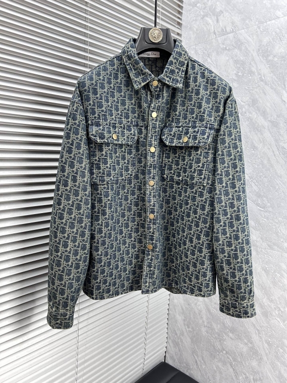 Coats & Jackets Coats & Jackets