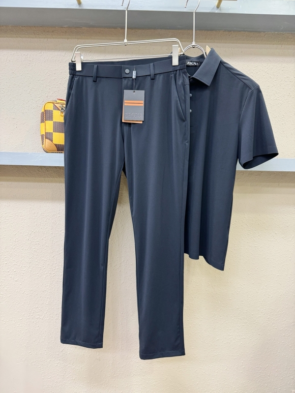 Leisure suit Leisure suit