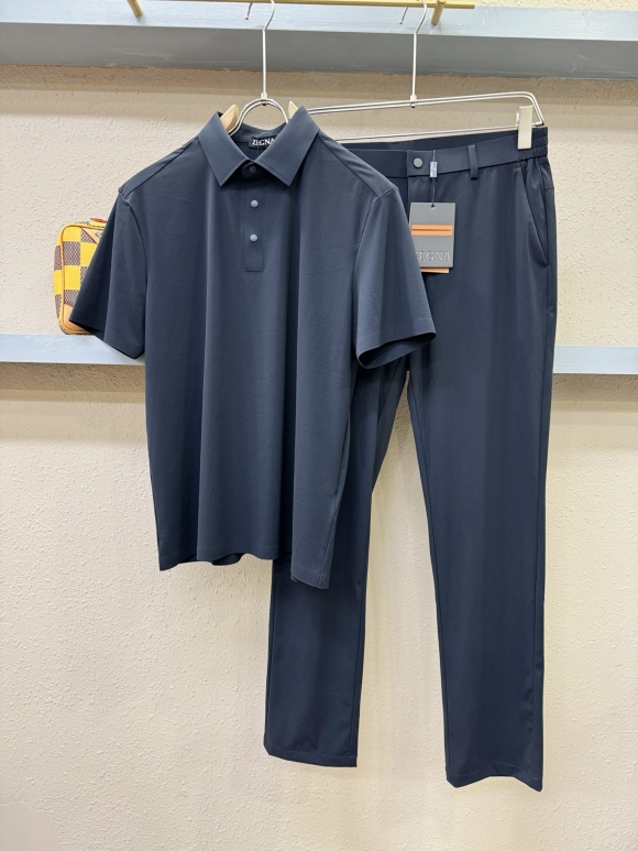 Leisure suit Leisure suit