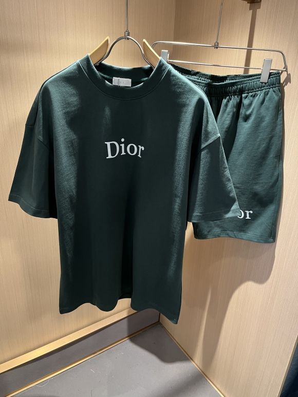 Leisure suit Leisure suit