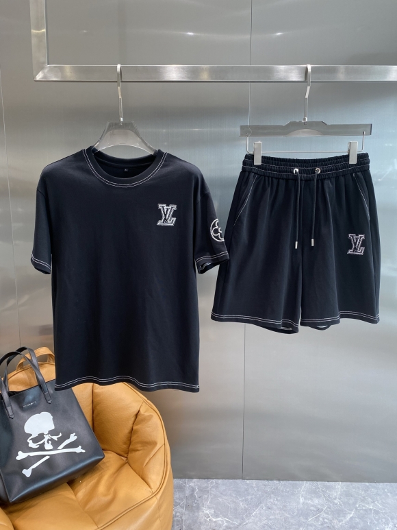 Leisure suit Leisure suit