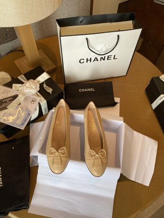 Womens shoes collection Womens shoes collection