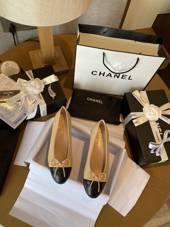 Womens shoes collection Womens shoes collection