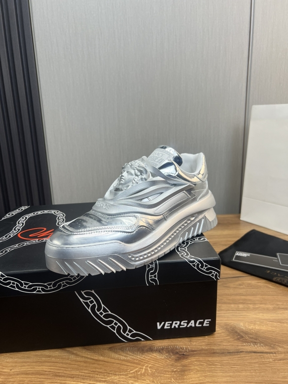 VersaceSHOES