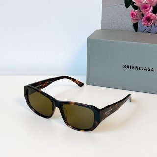 Balenciaga-5
