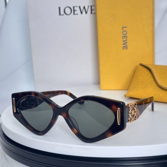 Loewe-5