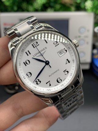 LONGINES