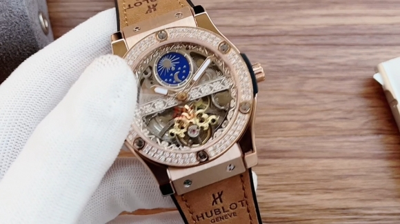 Hublot