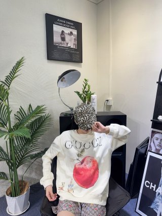 Hoodies & Sweatshirts Hoodies & Sweatshirts