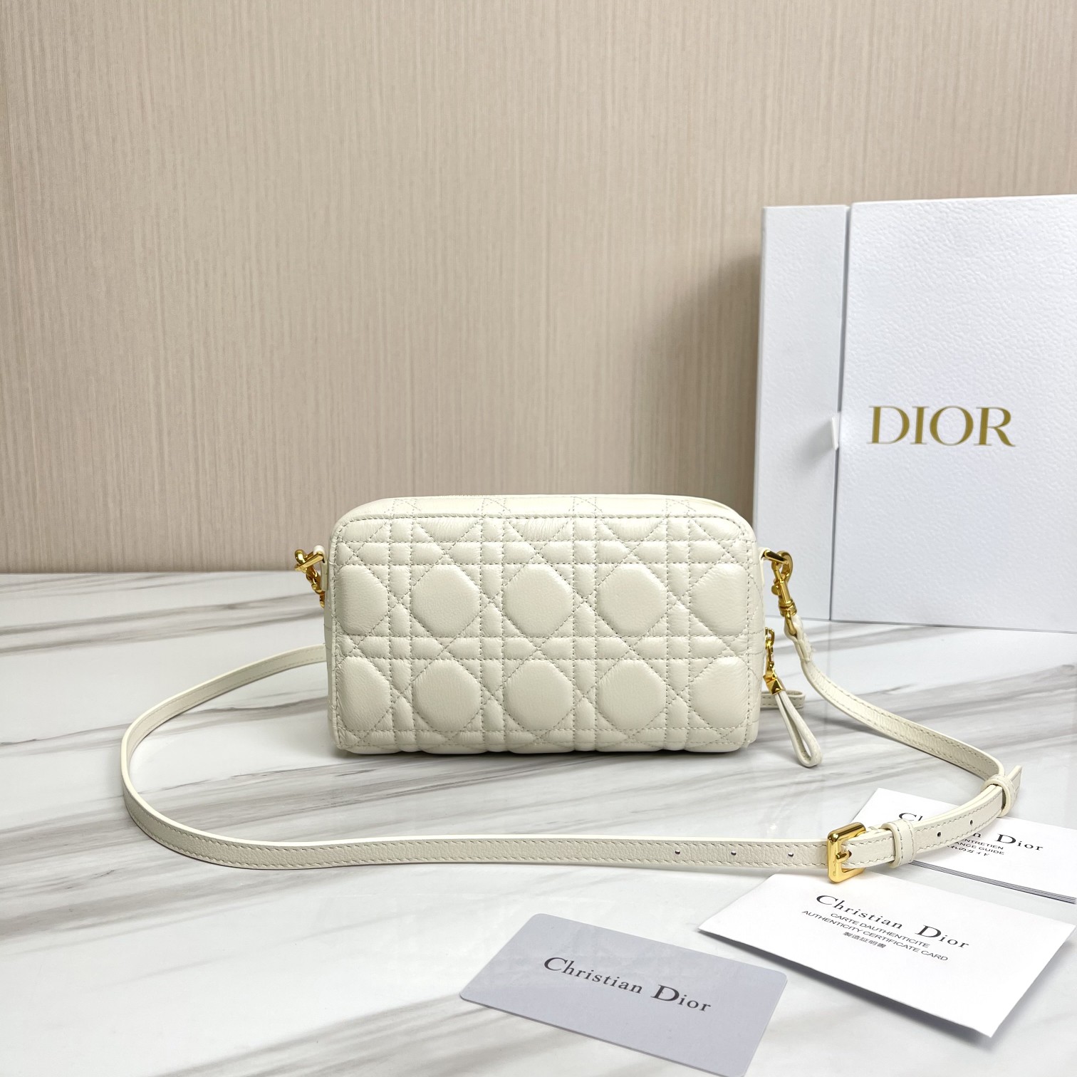Dior