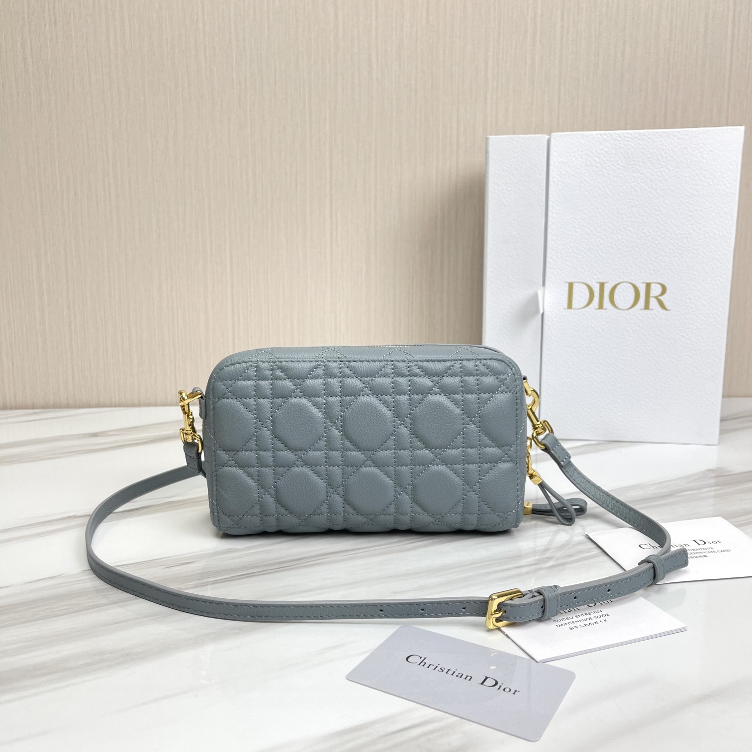 Dior