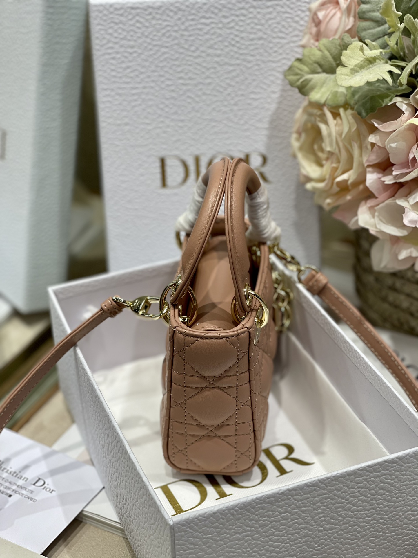 Dior