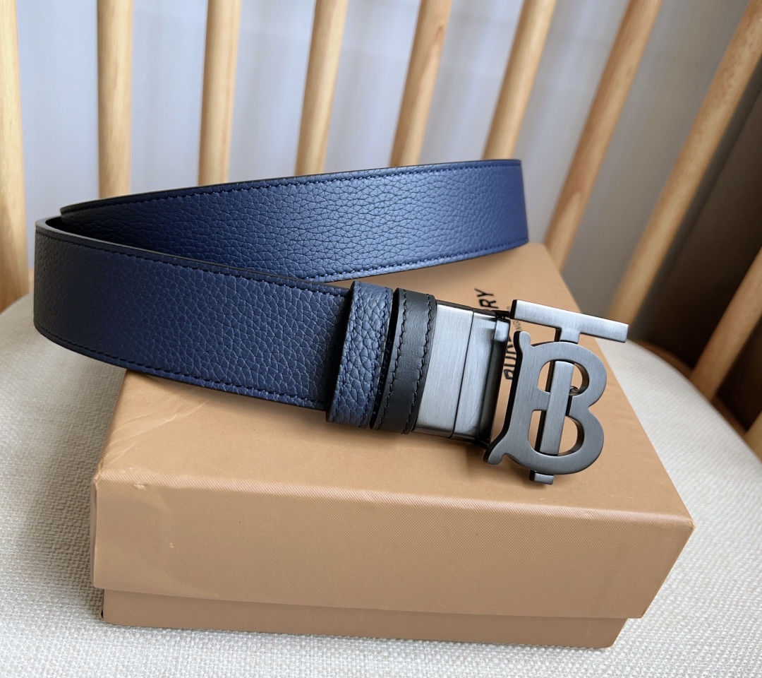 Burberry-Belts